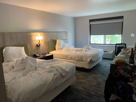 Country Inn Suites by Radisson Carlisle PA — Guest room