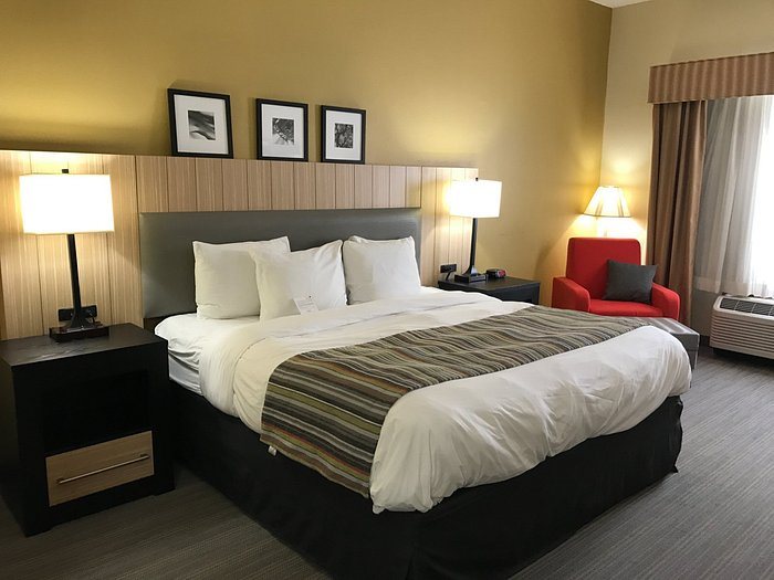 Country Inn Suites by Radisson Dalton GA — Guest room