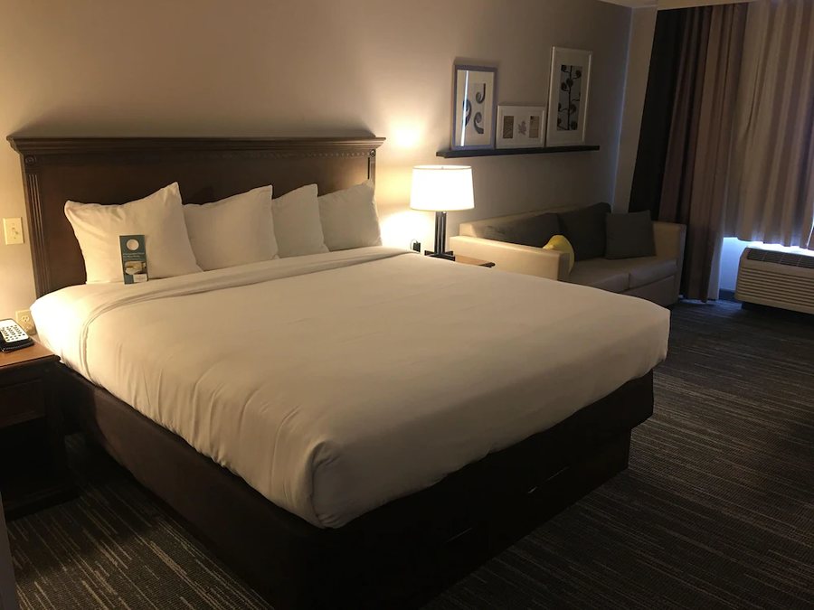 Country Inn Suites by Radisson Grand Rapids East MI Grand Rapids Kent County Michig — Guest room