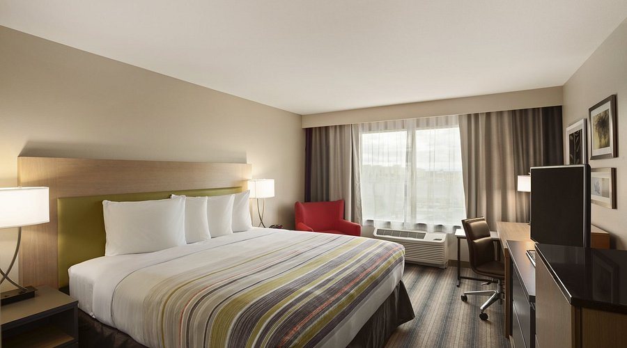 Country Inn Suites by Radisson LSU Medical Corridor — Guest room