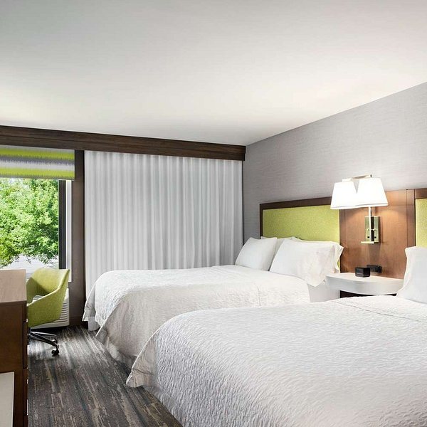 Country Inn Suites by Radisson Milwaukee West Brookfield WI — Guest room