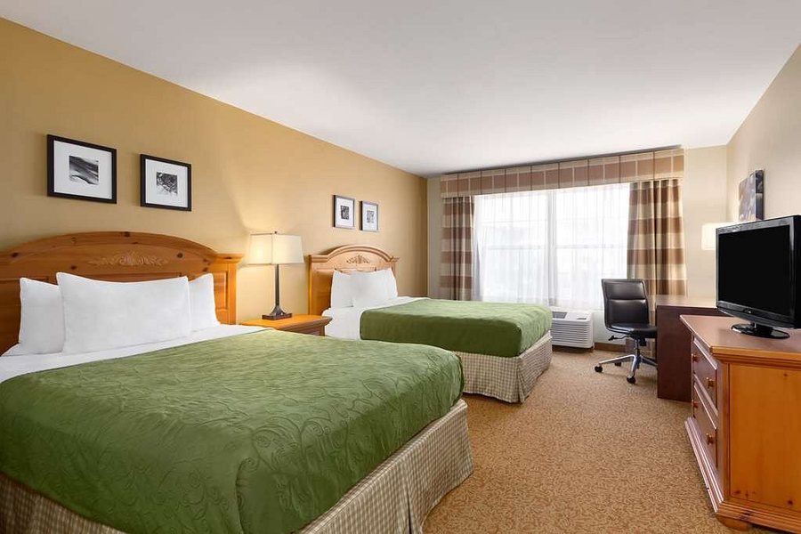 Country Inn Suites by Radisson Rochester South MN — Guest room