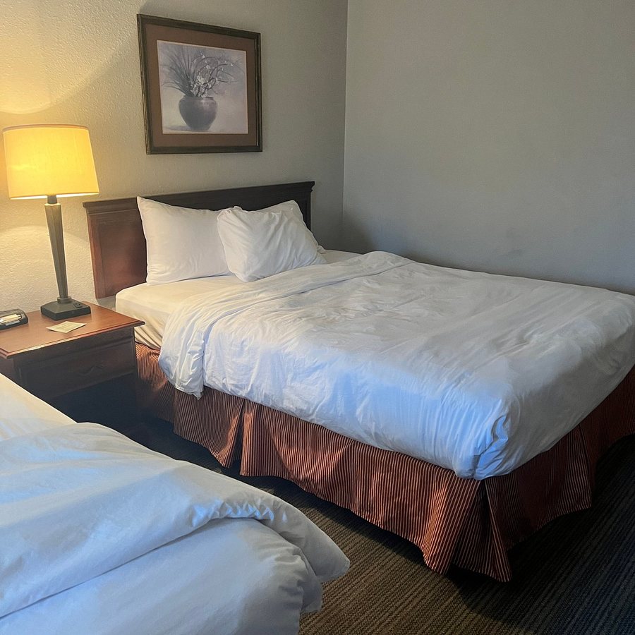 Country Inn Suites by Radisson Somerset KY — Guest room