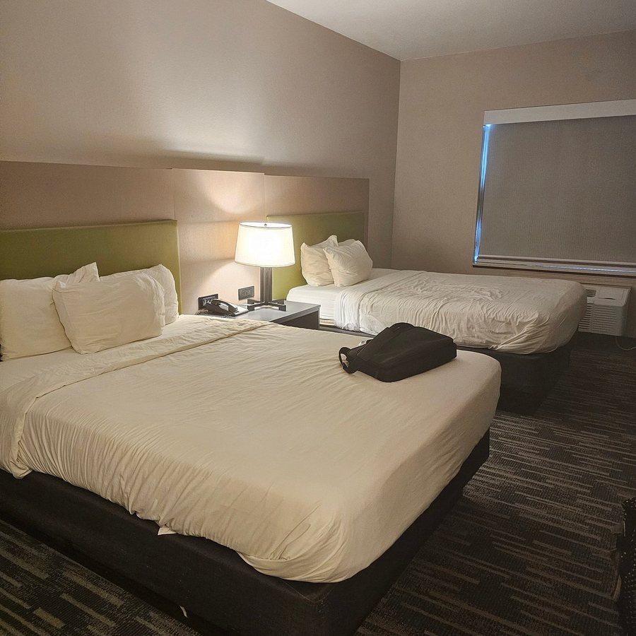 Country Inn Suites by Radisson Tulsa OK — Guest room