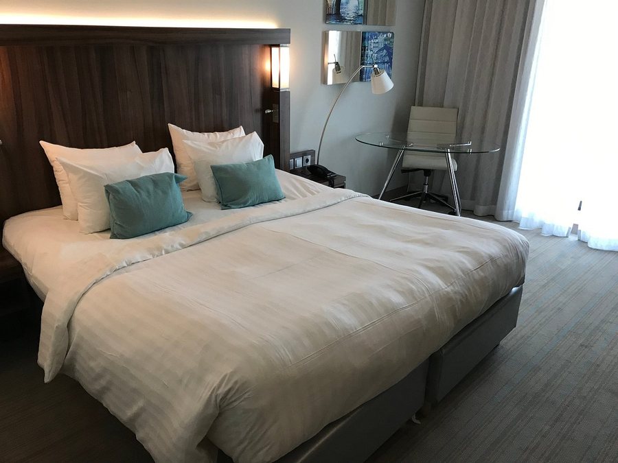 Courtyard by Marriott Amsterdam — Guest room