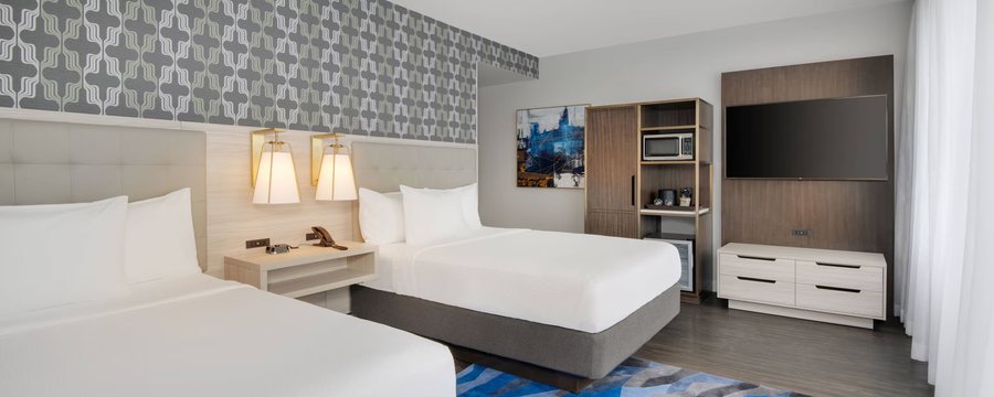 Courtyard by Marriott Atlanta Downtown — Guest room
