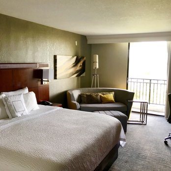 Courtyard by Marriott Bradenton Sarasota Riverfront — Guest room