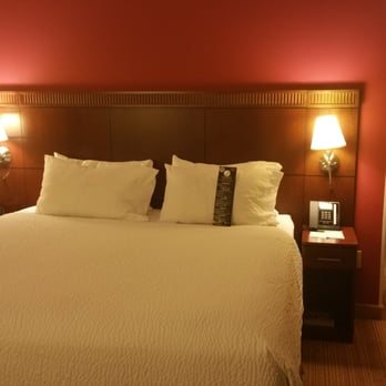 Courtyard by Marriott Dallas DFW Airport South Irving — Guest room