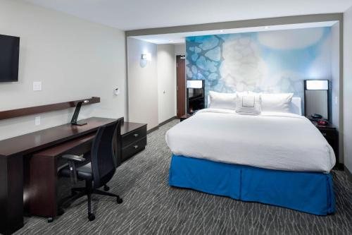 Courtyard by Marriott Dallas Plano Richardson — Guest room