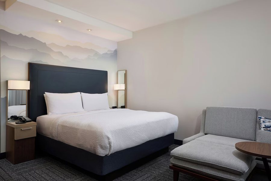 Courtyard by Marriott Denver Southwest Littleton — Guest room