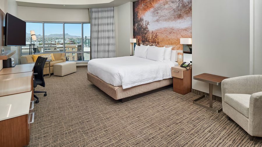 Courtyard by Marriott El Paso Downtown Convention Center — Guest room