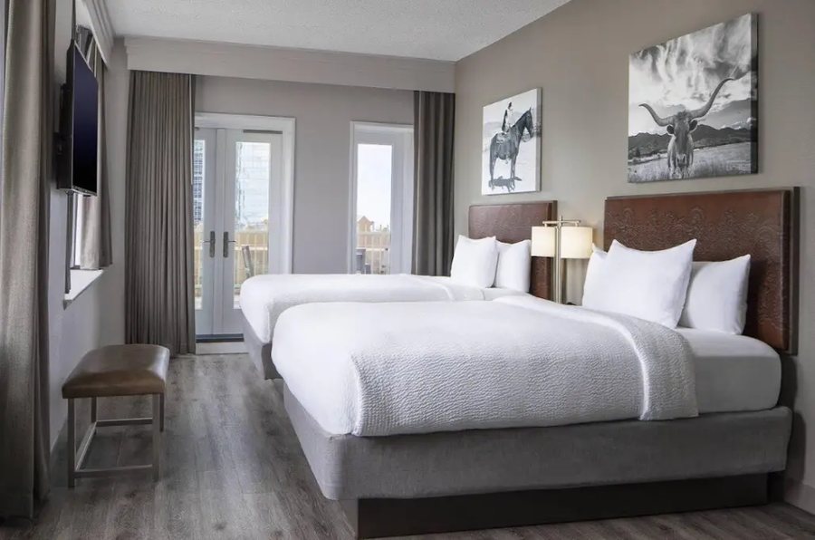 Courtyard by Marriott Fort Worth University Drive — Guest room