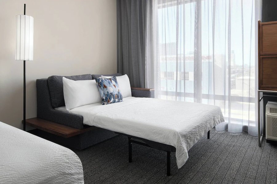 Courtyard By Marriott Houston I 10 West Memorial — Guest room