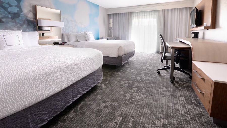 Courtyard by Marriott Houston NW 290 Corridor — Guest room