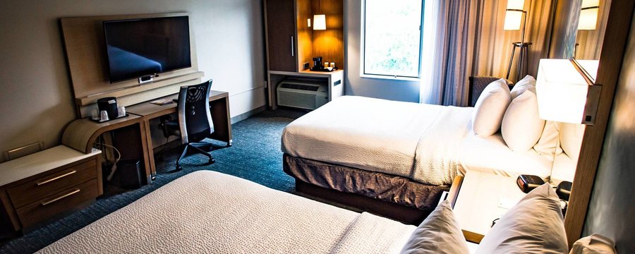 Courtyard by Marriott Memphis East Bill Morris Parkway — Guest room