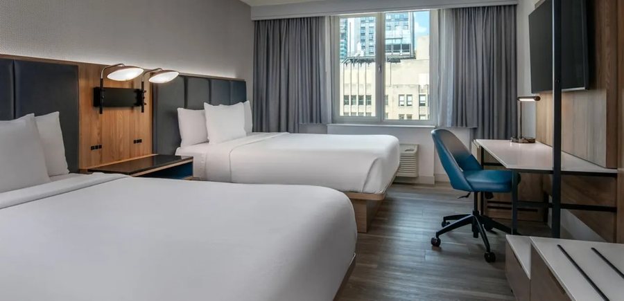 Courtyard by Marriott New York Manhattan Times Square West New York City New York — Guest room