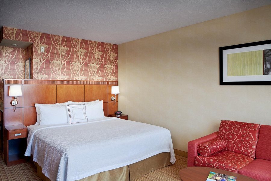 Courtyard by Marriott Richland Columbia Point — Guest room