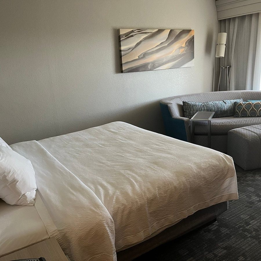 Courtyard by Marriott Richmond Chester — Guest room