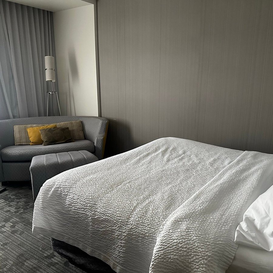 Courtyard Lehi At Thanksgiving Point — Guest room