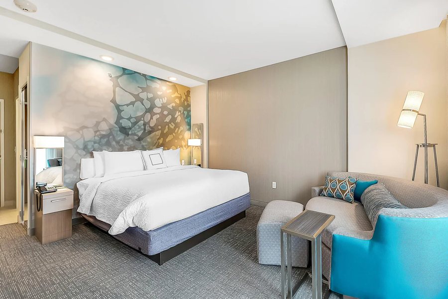 Courtyard Longview — Guest room