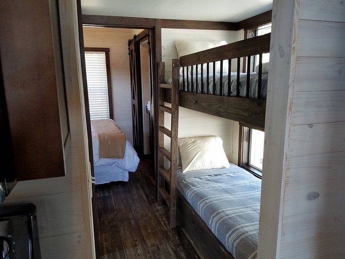 Creekfire Rv Resort — Guest room