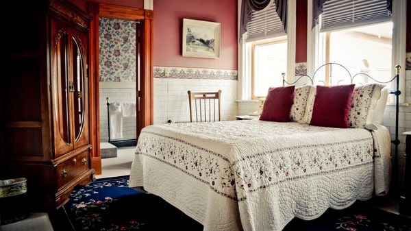 Cripple Creek Hospitality House RV Park — Guest room