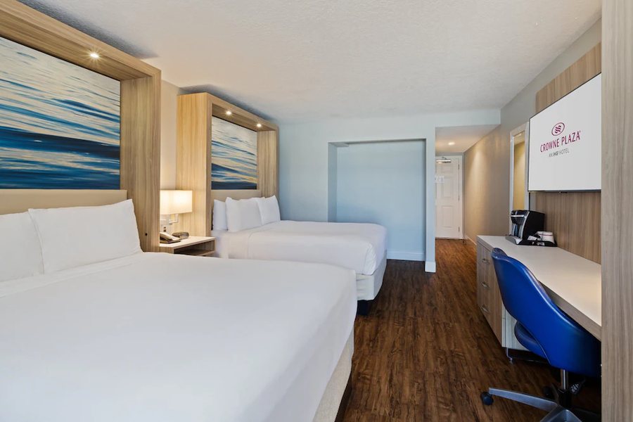 Crowne Plaza Melbourne Oceanfront By IHG Melbourne Brevard County Florida — Guest room