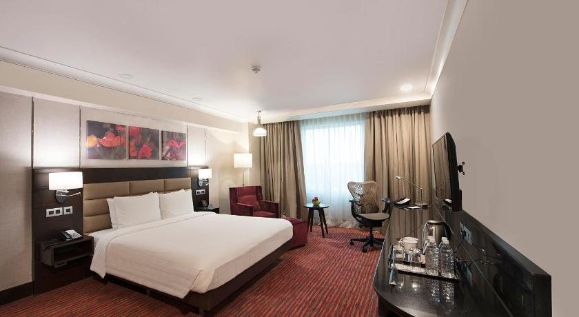 Crowne Plaza New Delhi Mayur Vihar Noida By IHG — Guest room