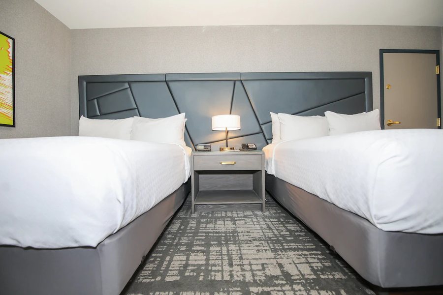 Crowne Plaza Providence Warwick Airport by IHG — Guest room