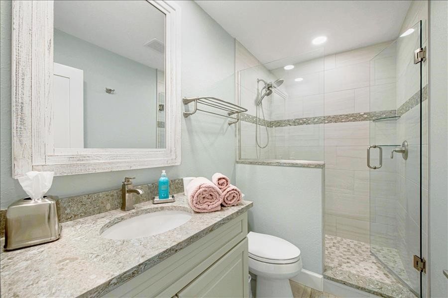 Crystal Sands Condominiums — Bathroom