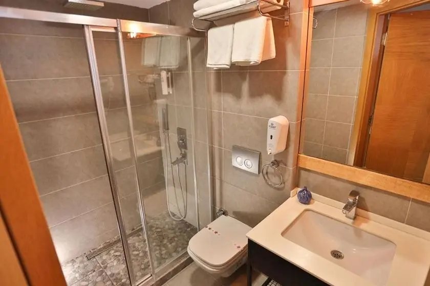 Cumbali Plaza Hotel Istanbul — Bathroom