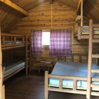 Custer Crazy Horse Camprgound Cabin 13 Coffee Shop — Guest room