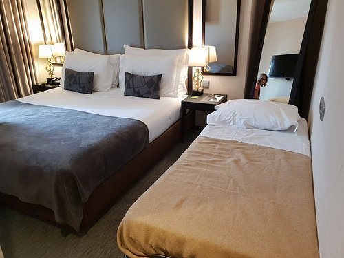 Czar Lisbon Hotel — Guest room