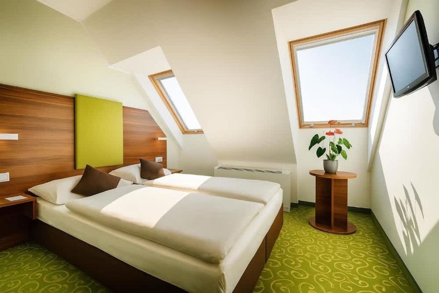 CZECH INN Hotel Ferenc — Guest room