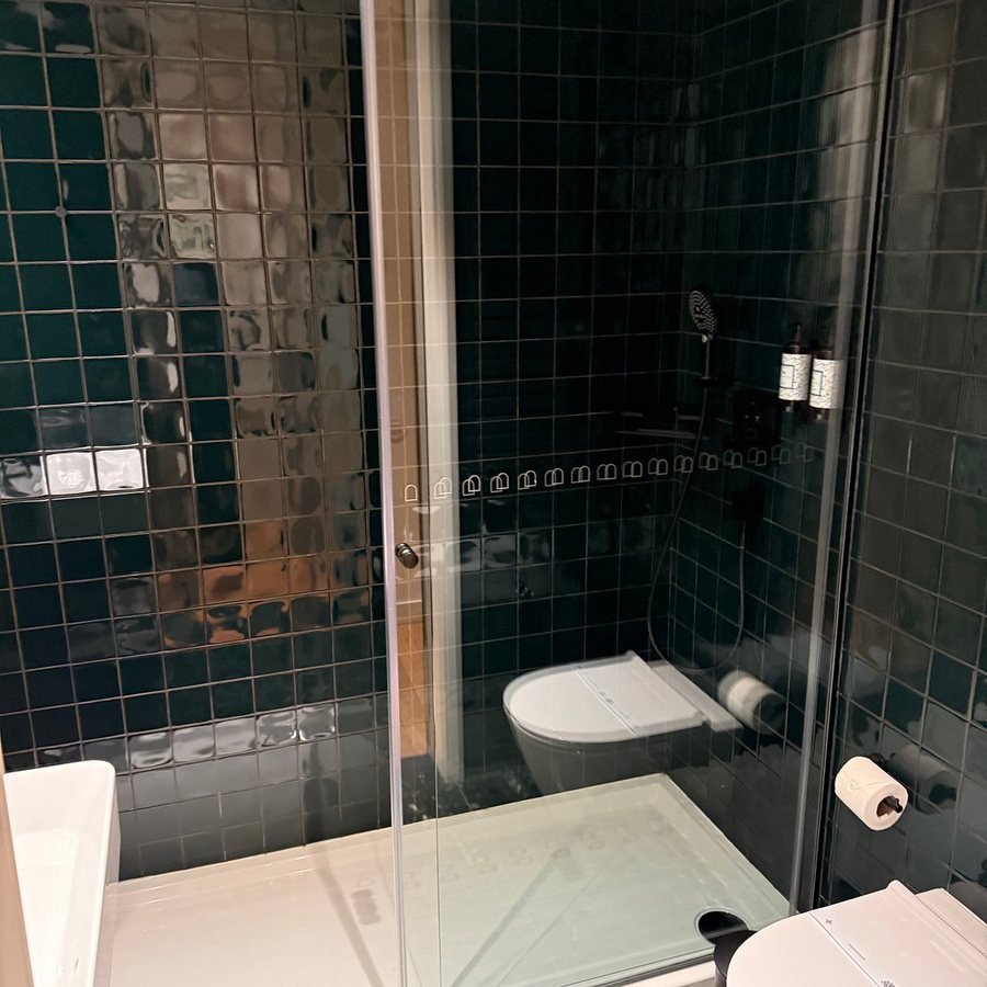 D Alma Boutique Hotel — Bathroom