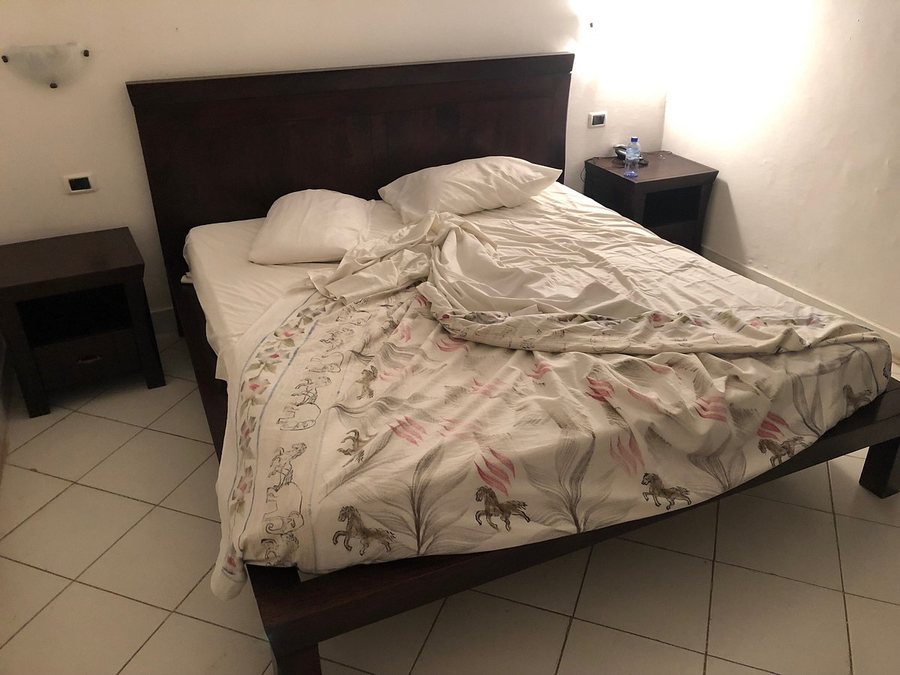 Dahlak Hotel — Guest room