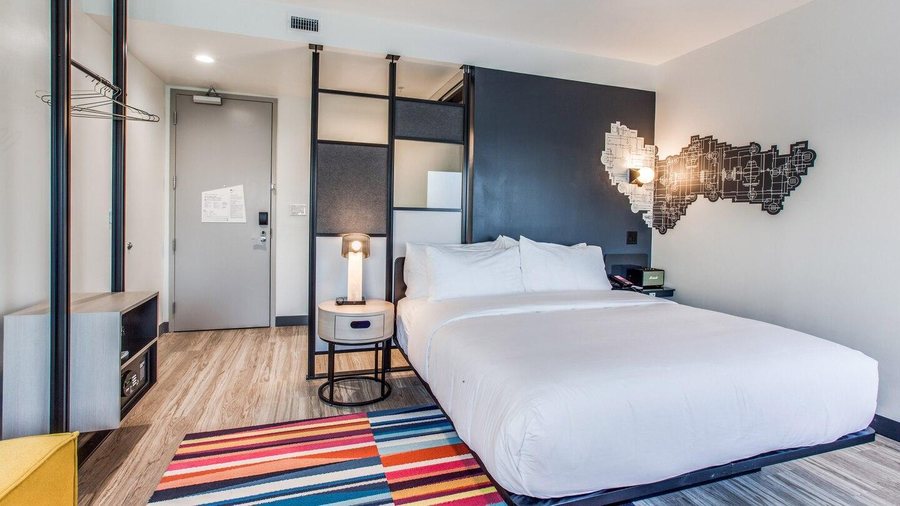 Dallas arlington Koa Holiday — Guest room