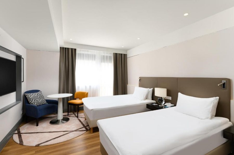 Danubius Hotel Astoria City Center — Guest room