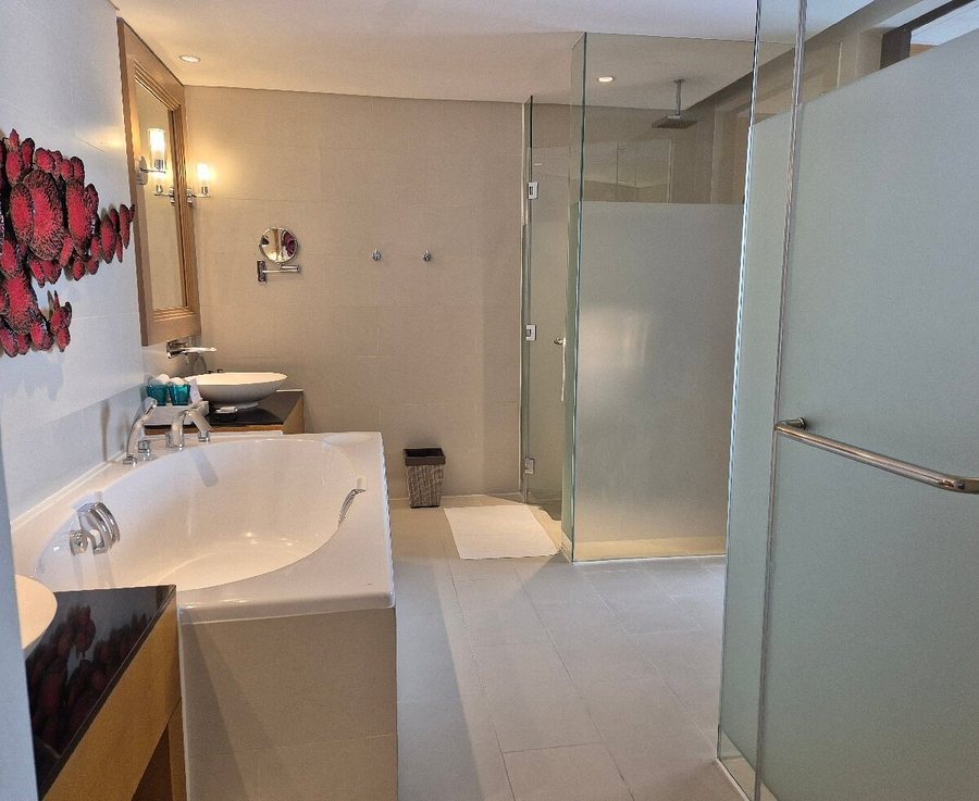 David Residence — Bathroom