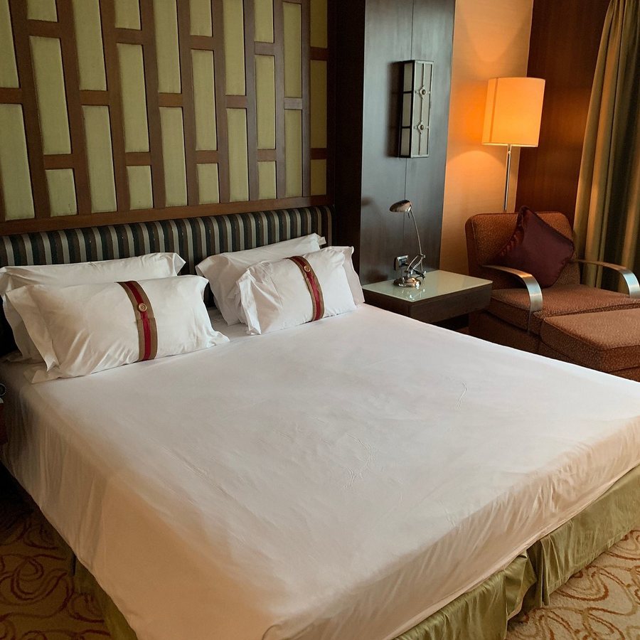 Davis Bangkok — Guest room