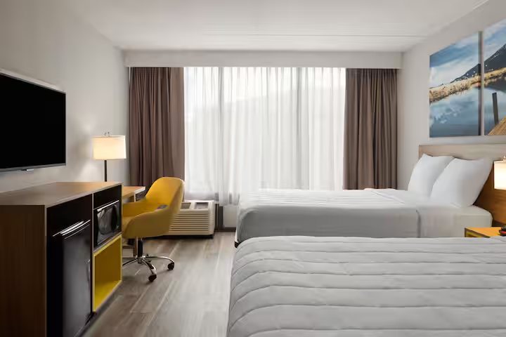 Days Hotel by Wyndham Williamsburg I 64 — Guest room