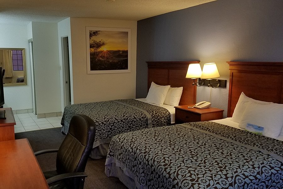 Days Inn by Wyndham Grand Junction — Guest room