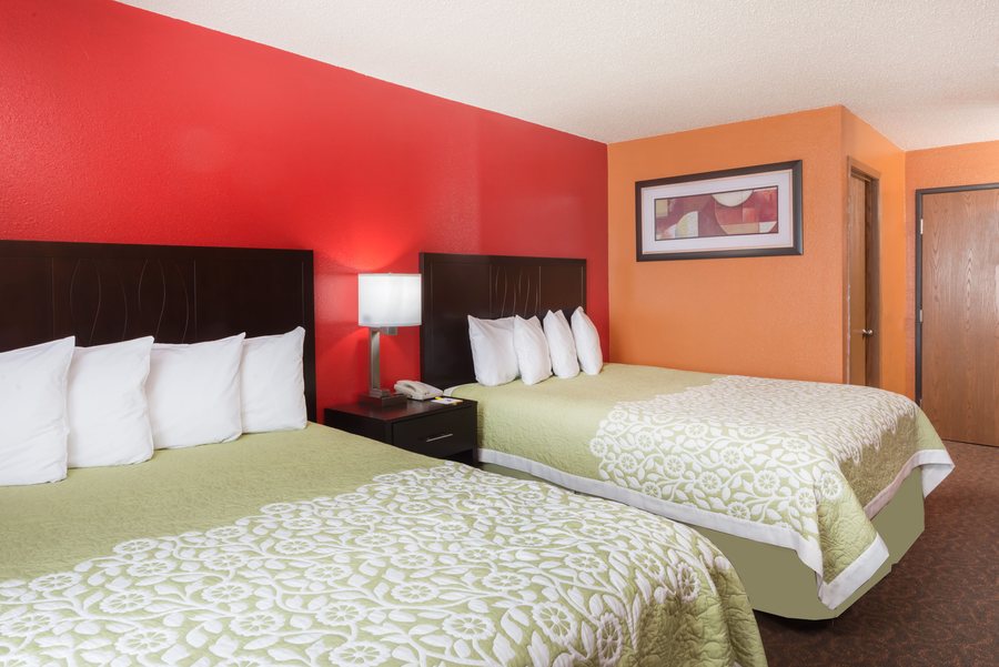 Days Inn by Wyndham Mexico — Guest room