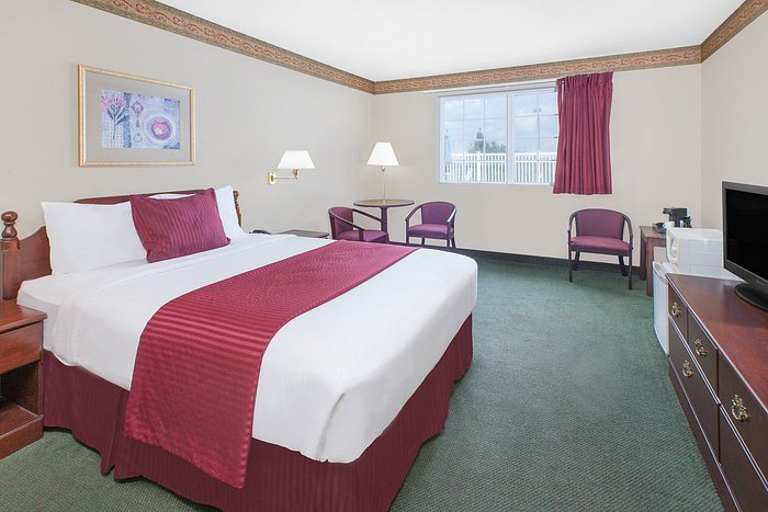 Days Inn by Wyndham Mountain Home Mountain Home Arkansas — Guest room