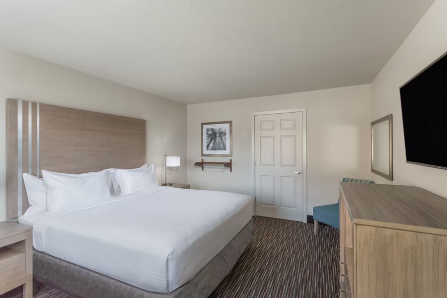 Days Inn Yosemite Area — Guest room