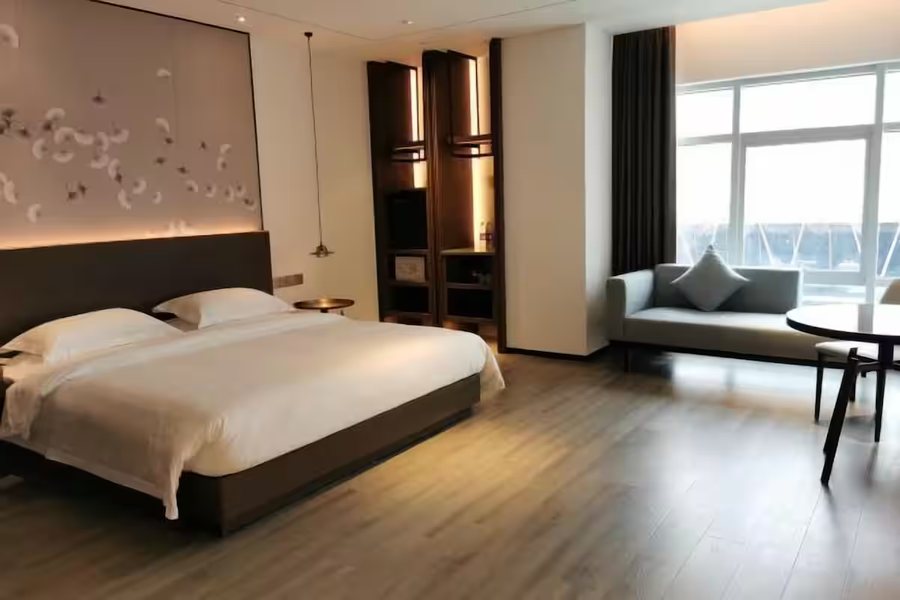 Dazhong Airport Hotel Shanghai — Guest room