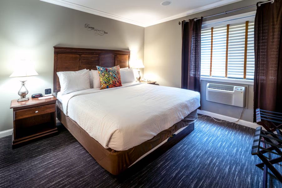 Deadwood Gulch Resort Trademark Collection by Wyndham — Guest room