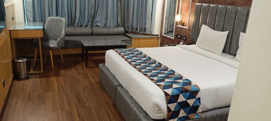 Dee Marks Hotel Resorts — Guest room