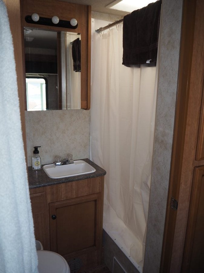 Deer Creek Valley RV Park — Bathroom