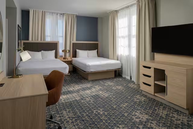 Del Lago by EVRentals — Guest room